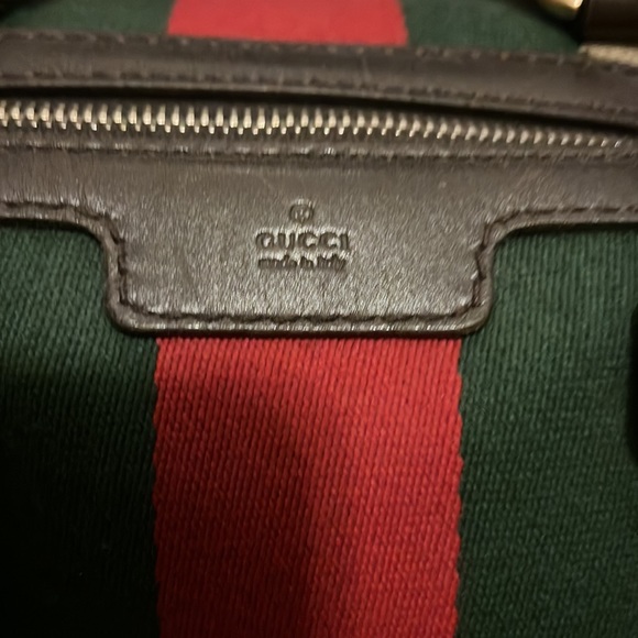 Médium Gucci duffel bag. Beige with green and red web stripe. - Picture 2 of 7